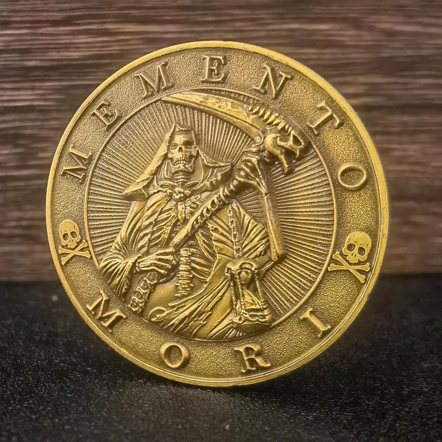 Memento Mori Carpe Diem Coin S - Token Coin Mechanism recension och pris